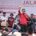 Hadiri Giat Jalan Santai, Bupati KBB; “Infrastruktur Sudah Bagus Tinggal Kembangkan Potensi Usaha”