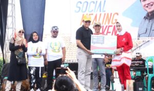 Hadiri Milangkala Desa Kumpay, Kang Akur Tegaskan Tetap Kompak dan Bergotong Royong Hadiri Milangkala Desa Kumpay, Kang Akur Tegaskan Tetap Kompak dan Bergotong Royong