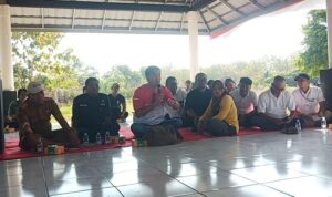 Konsolidasi Panen, Petani PT SHS Sukamandi Protes Tak Boleh Bawa Pulang Padinya