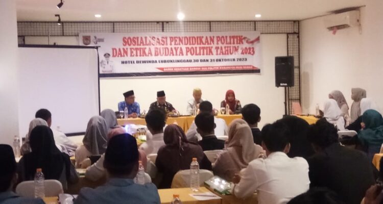 Kesbangpol Musi Rawas Gelar Sosialisasi Pendidikan dan Etika Berpolitik Bagi Generasi Muda