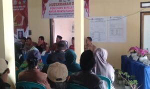 Ketua Panitia PAW Kades Mekarsari & Kabid Dispemdes Garut Diduga Halangi Tugas Wartawan
