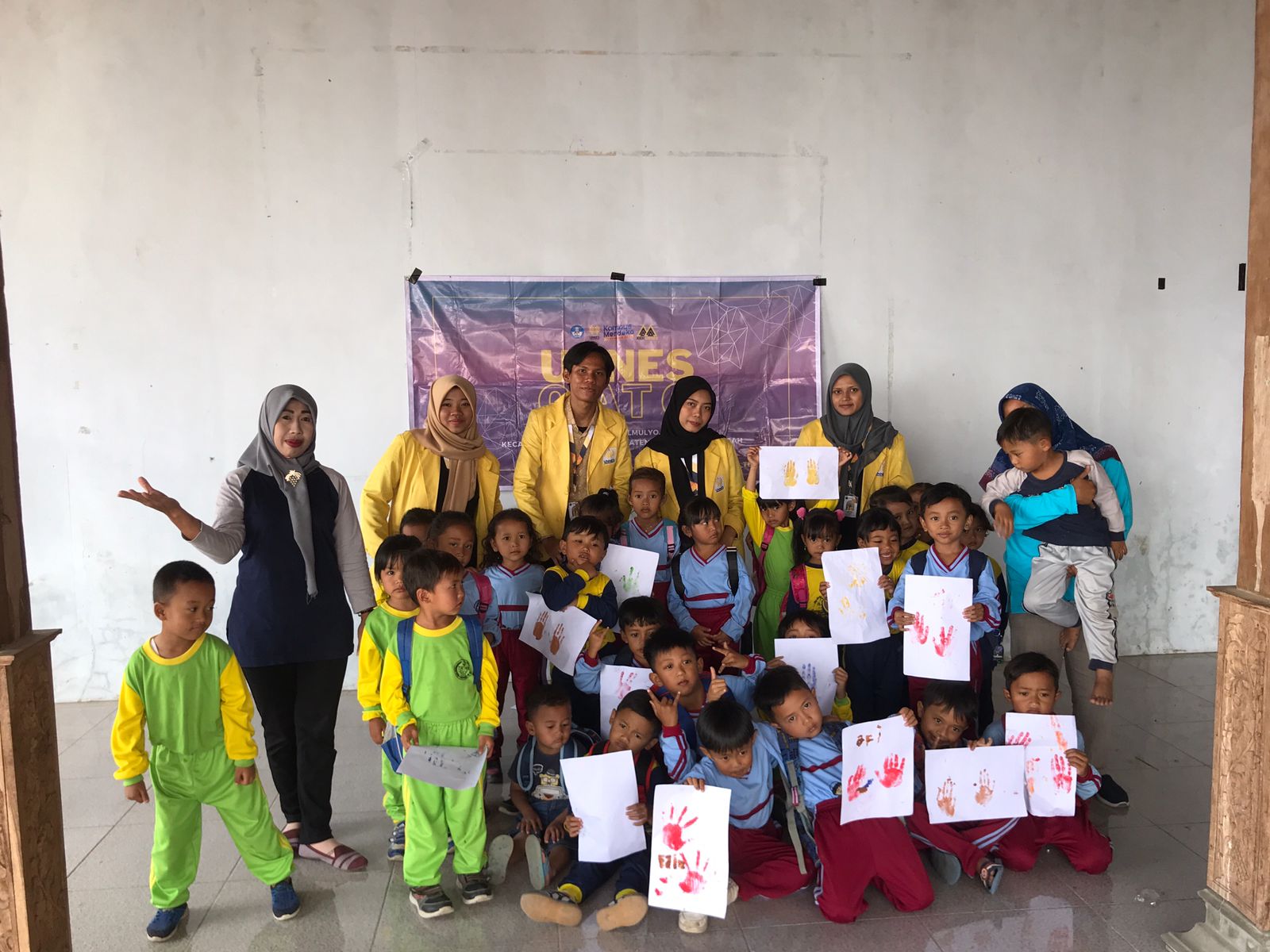 Mendukung Sekolah Sehat Tim Mahasiswa KKN UNNES Adakan Penyuluhan Terkait PHBS di TK Pertiwi Tegalmulyo Desa Tegalmulyo