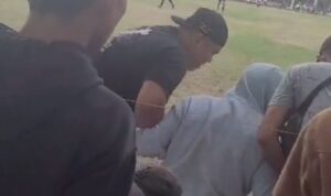 Kejari Polman Ringkus Terpidana Narkotika Saat Asyik Nonton Permainan Sepak Bola