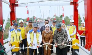 Menteri PUPR Resmikan Jembatan Gantung, Infrastruktur Handal Wujudkan Pengembangan Wilayah