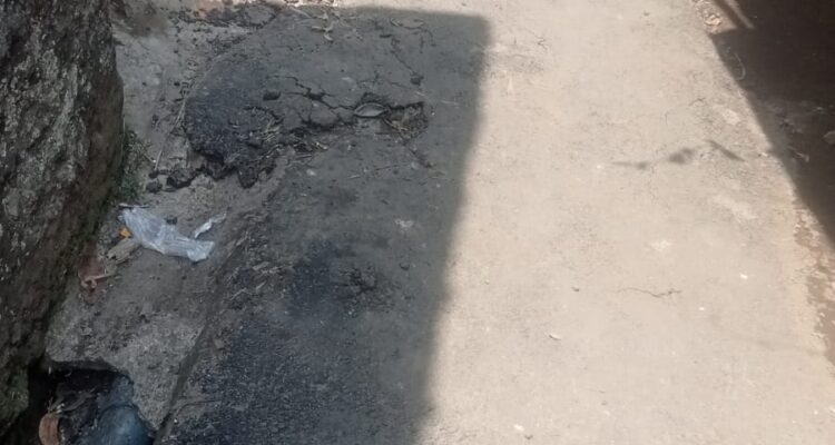 Pekerjaan Pengaspalan Jaling Desa Padalarang Diduga Tak Sesuai Spek