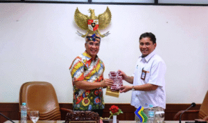 Pemkot Cimahi Terima Penghargaan Penilaian Kinerja Debitur Terbaik KPPN 2022