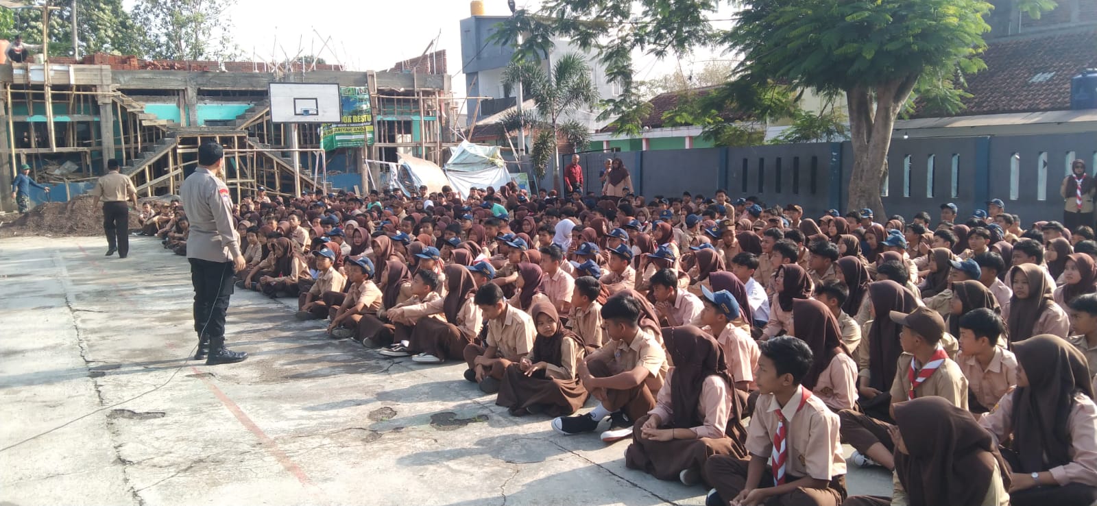 Sat Binmas Polres Garut Gelar Pembinaan Kepada Pelajar Respon Masalah Bullying1