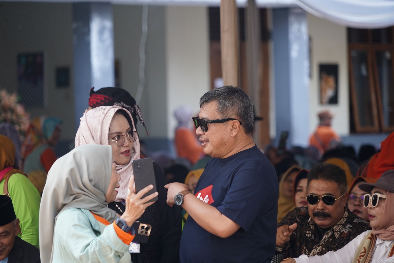 Bupati Garut Sambut Baik Reuni Akbar IKA SPG Garut1