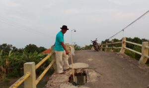 Jembatan Desa Brondong Rusak Parah Butuh Perhatian Pemda Indramayu Jembatan Desa Brondong Rusak Parah Butuh Perhatian Pemda Indramayu