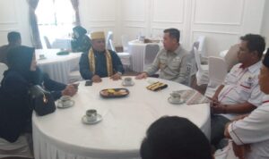 Ketum IWO Indonesia Akan Pimpin Aksi Damai Di Gedung DPR RI Ketum IWO Indonesia Akan Pimpin Aksi Damai Di Gedung DPR RI
