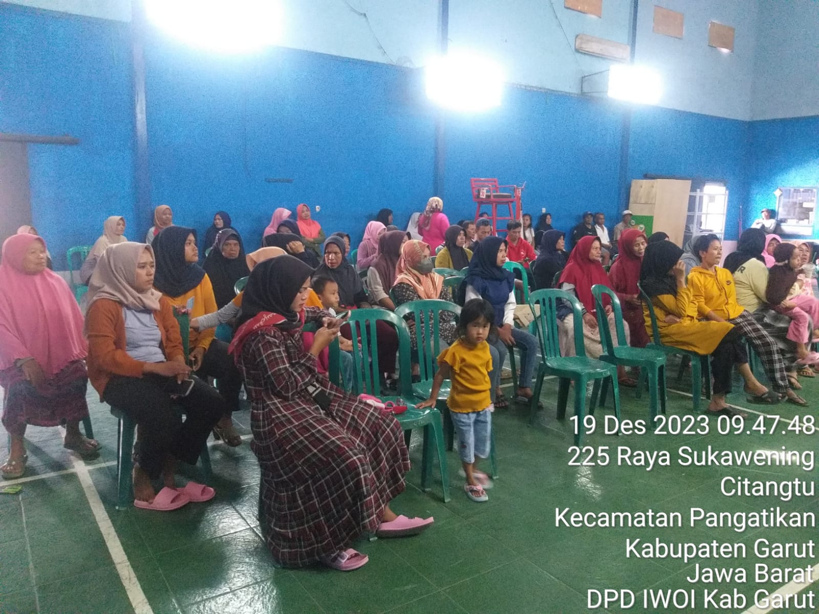 PT Pos Wanaraja Distribusikan Beras Bantuan ke Desa Citangtu1