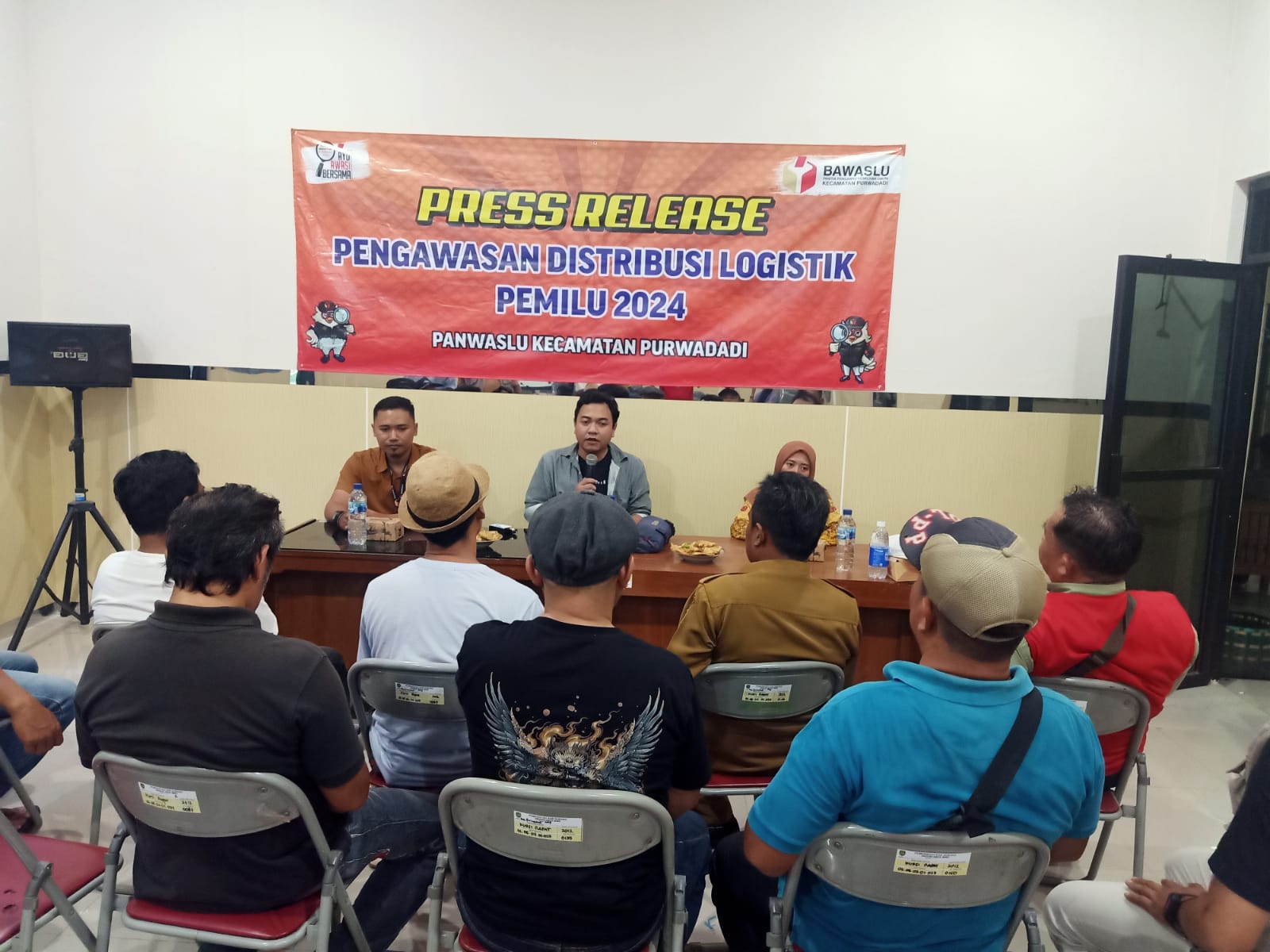 Panwascam Purwadadi Press Release Pengawasan Pendistribusian Logistik Pemilu