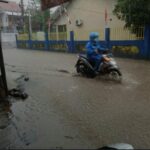 Warga Desa Jayamukti & Desa Cisangkal Keluhkan Kondisi Jalan Rusak Parah Tak Diperhatikan Pemerintah