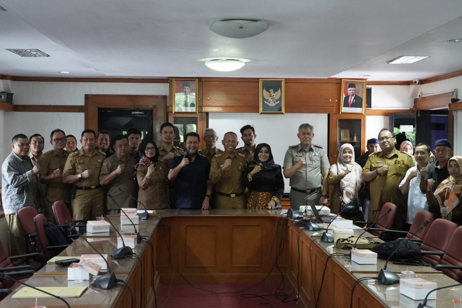 Asda II Terima Kunjungan Ketua Komite II DPD RI Bahas LP2B