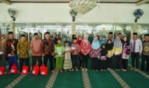 Bupati Indramayu Kunjungi Kecamatan Kandanghaur Bupati Indramayu Kunjungi Kecamatan Kandanghaur