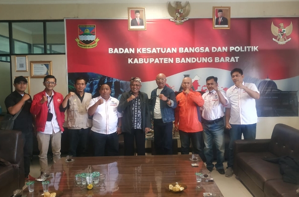 DPD IWO-I KBB Beraudiensi Dengan Kesbangpol KBB