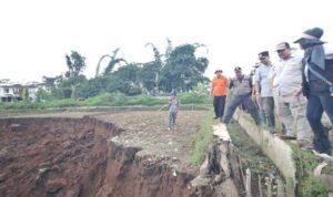 Subang Berduka, Puluhan Orang Tertimbun Longsor Di Mata Air Perusahaan Air Mineral Aqua