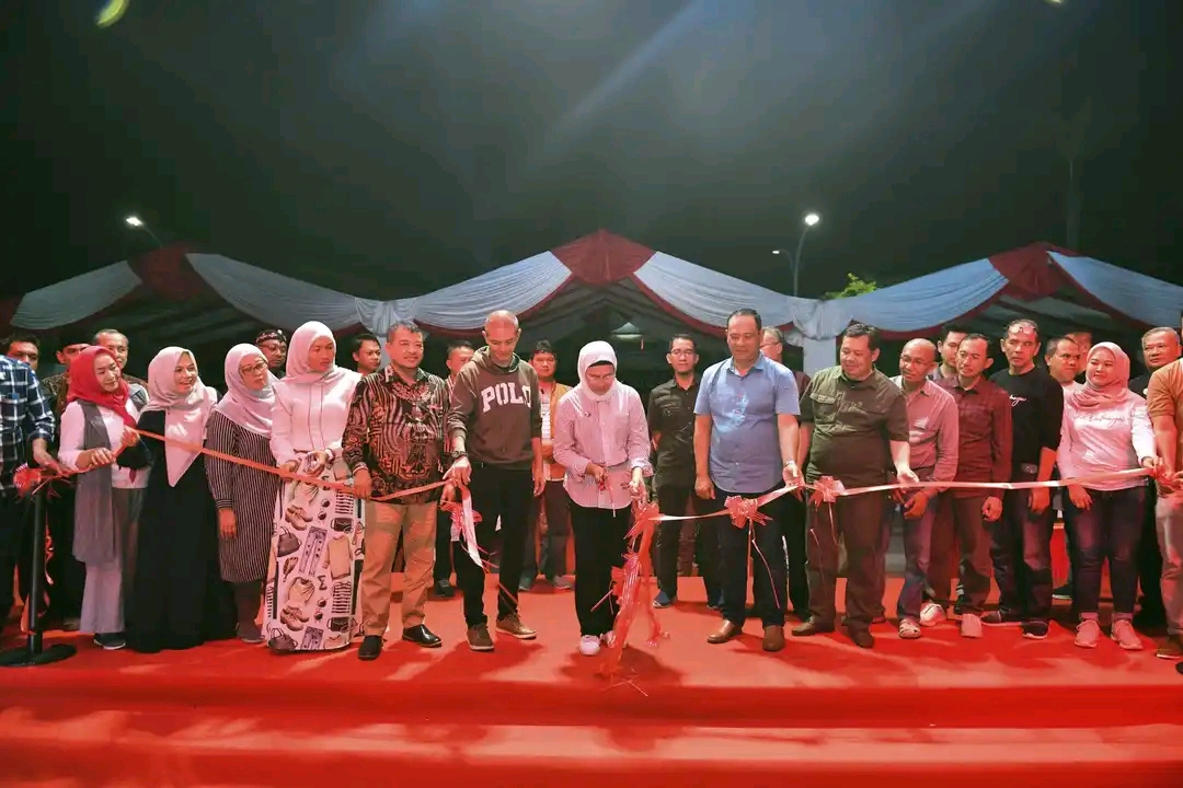 Alun-Alun Puspa Wangi Diresmikan Bupati Indramayu, Area Publik Menyenangkan
