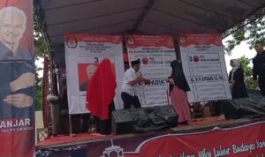 H Adik & H Sutrisno Gelar Kampanye & Peringatan Isra Mi'raj Penceramah Ustadz Nur Maulana
