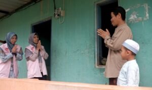 Srikandi PLN UP3 Garut Laksanakan Penyalaan Listrik Gratis Melalui Program OWOM Srikandi PLN UP3 Garut Laksanakan Penyalaan Listrik Gratis Melalui Program OWOM