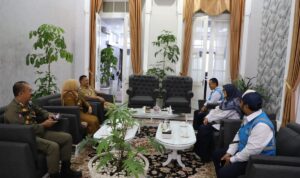 Support Program Pemda Garut, PLN Ikut Kolaborasi Pengelolaan Ruang Terbuka Hijau dan Jaga Kehandalan Listrik Selama Ramadhan dan Lebaran