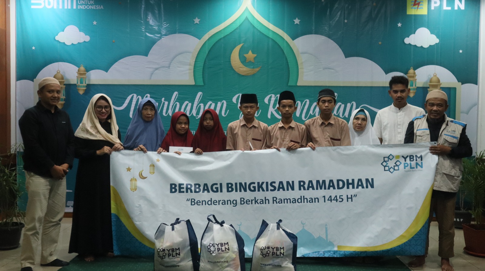 Yayasan Baitul Maal PLN UP3 Garut Berbagi Di Bulan Ramadhan1