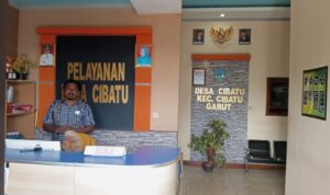 Diduga Anti Kritik, Kepala Desa Cibatu Keluarkan Statement Menyakiti Hati Warga Diduga Anti Kritik, Kepala Desa Cibatu Keluarkan Statement Menyakiti Hati Warga