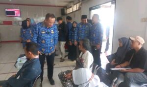 Sekda Indramayu Sidak Hari ke-2, Pelayanan Publik Berjalan Normal Sekda Indramayu Sidak Hari ke-2, Pelayanan Publik Berjalan Normal