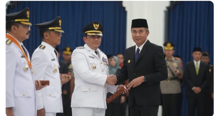 Yudia Ramli (PLH Kapuspen Kemendagri) Resmi Dilantik Jadi Pj Bupati Sumedang