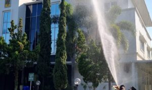 Kolaborasi Dengan Disdamkar, PLN UP3 Garut Laksanakan Pelatihan dan Simulasi Pemadaman Kebakaran