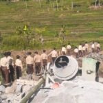 Ratusan Siswa Antusias Bantu Kegiatan TMMD Reguler ke 120 Kodim 0611/Garut