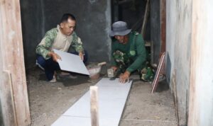 Satgas TMMD Ke-120 di Desa Cinta Damai, Garut: Kerja Tanpa Kenal Lelah Demi Rumah Layak Huni Satgas TMMD Ke-120 di Desa Cinta Damai, Garut: Kerja Tanpa Kenal Lelah Demi Rumah Layak Huni
