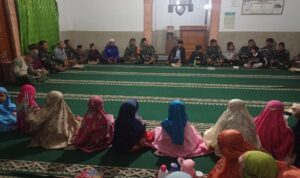 TMMD ke 120 Kodim 0611/Garut, Personel Satgas Yasinan Bersama Anak-Anak Kampung Buleud