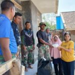 Keberkahan di Kampung Buleud, Desa Cinta Damai Ibu Hj Dede Bagikan Nasi Box untuk Personel TMMD ke-120
