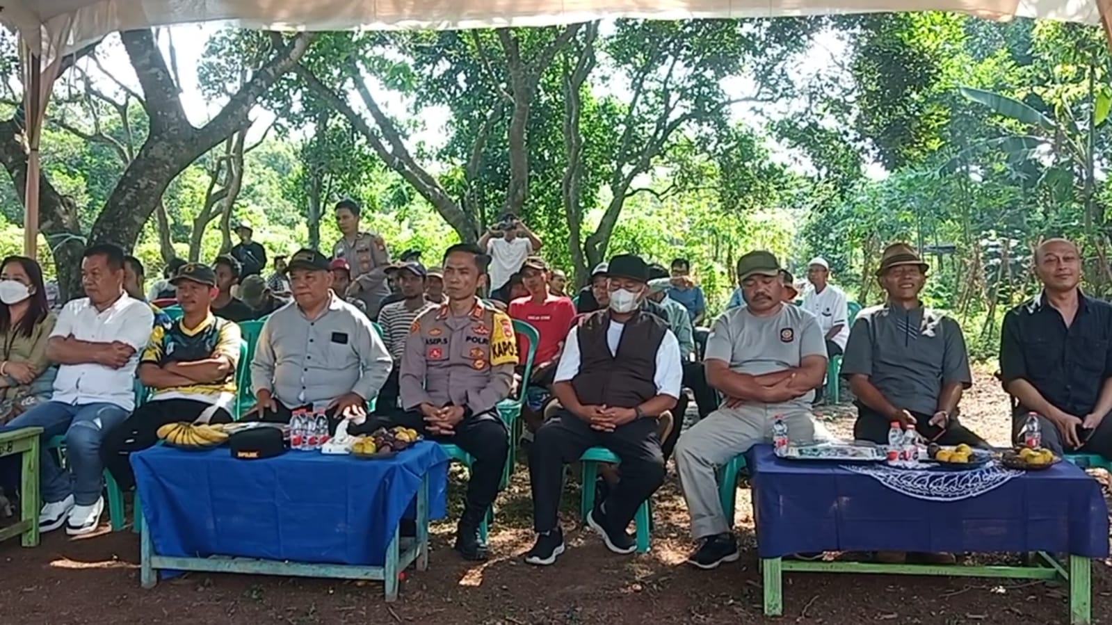 Sambut HUT POLRI, Polsek Purwadadi Bareng Pengusaha Bedah Rumah Ibu Yani1