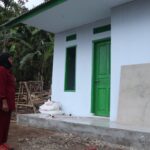 Senyum Sumringah Terpancar, Emak Anah Rumahnya Hampir Rampung di TMMD Ke-120