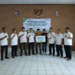 Perhutani Salurkan Bantuan TJSL Kepada KUMP di Garut