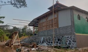 Ponpes Miftahul Khoir Wal Ulum Butuh Bantuan Dana Pembangunan Ponpes Miftahul Khoir Wal Ulum Butuh Bantuan Dana Pembangunan
