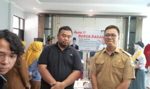 Inilah Pahlawan Kemanusiaan, Yudha Dewan Garut dan Camat Banyuresmi Gelar Donor Darah Inilah Pahlawan Kemanusiaan, Yudha Dewan Garut dan Camat Banyuresmi Gelar Donor Darah