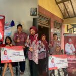 Peduli Disabilitas, Pemkab Indramayu Berikan Alat Bantu Kepada PPKS Disabilitas