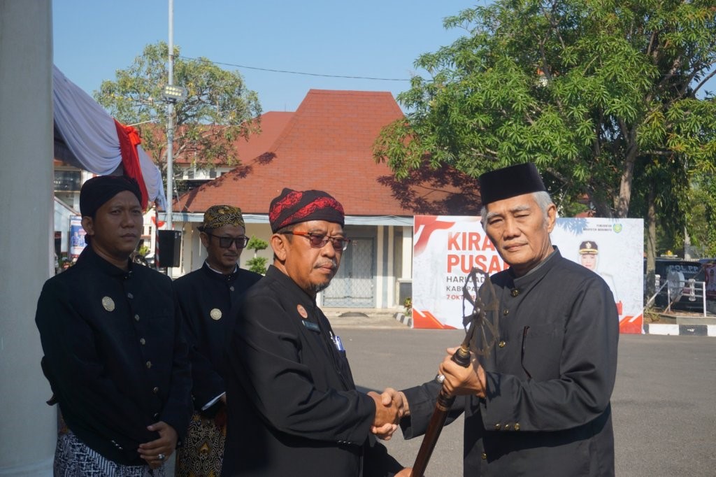 Kirab Pusaka Peninggalan Leluhur Indramayu, Merawat dan Mengenalkan Sejarah