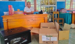 SDN 027 Tapango Dapat Bantuan Sarana Elektronik Internet Dari Diskominfo Polman SDN 027 Tapango Dapat Bantuan Sarana Elektronik Internet Dari Diskominfo Polman