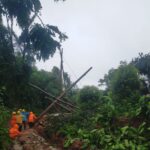 326 Petugas PLN UID Jabar All Out Pulihkan Kelistrikan di Sukabumi dan Cianjur
