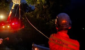 Pasca Banjir Tanah Longsor di Jawa Barat, 75% Pelanggan PLN Berhasil Dipulihkan