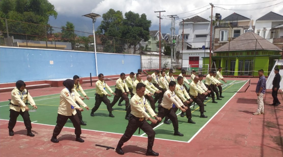 PLN UP3 Garut Lakukan Pembinaan Satuan Pengamanan, Tingkatkan Kemampuan dan Kesigapan Personil Menjelang Tahun Baru Imlek