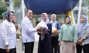OPADI Di Cimahi, Pemerintah Sediakan 3.264 Paket Sembako OPADI Di Cimahi, Pemerintah Sediakan 3.264 Paket Sembako