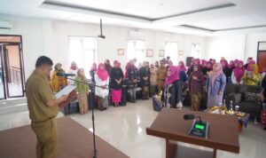 Tekankan Peran Perempuan dalam Pembangunan Bangsa, Bupati Garut Lantik Pengurus GOW 2025–2030