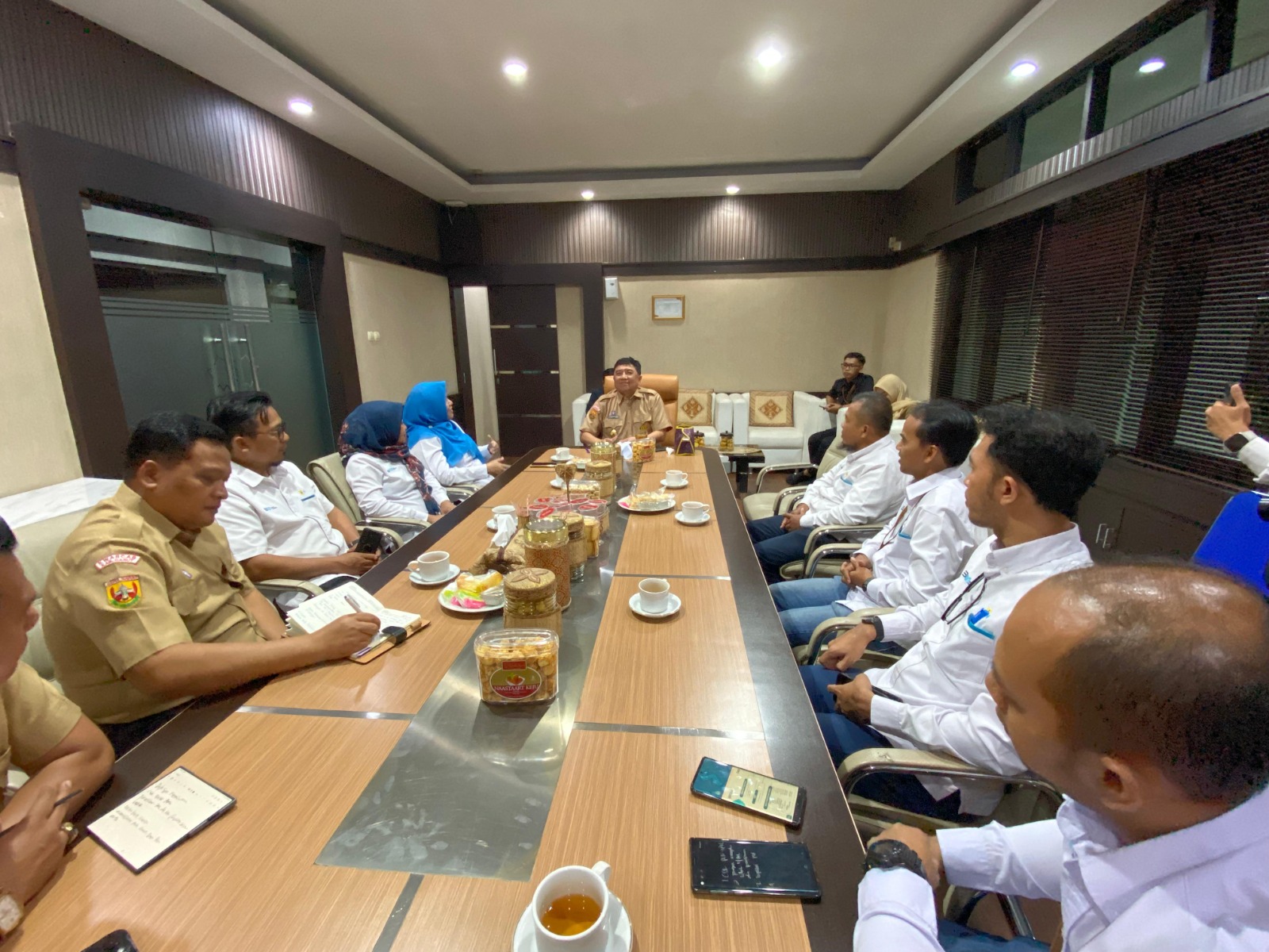 Tingkatkan Sinergitas dan Kolaborasi dengan Stakeholder, PLN UP3 Garut Lakukan Kunjungan Kerja ke Kantor Bupati