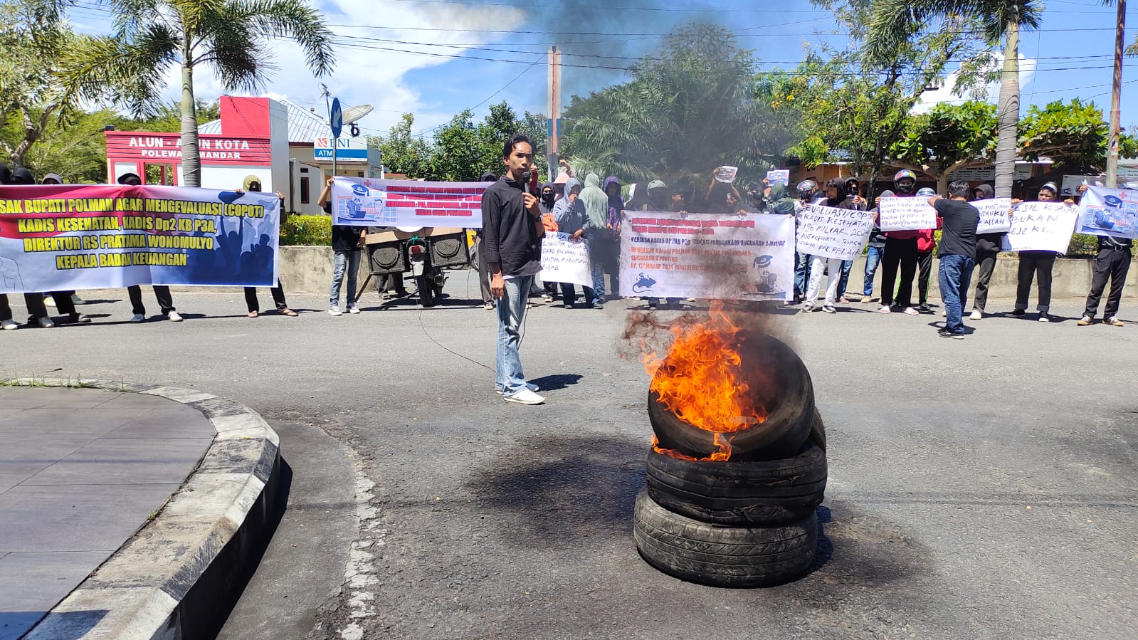 Aktivis Anti Korupsi Desak Bupati Polman Evaluasi Dan Copot OPD Bermasalah