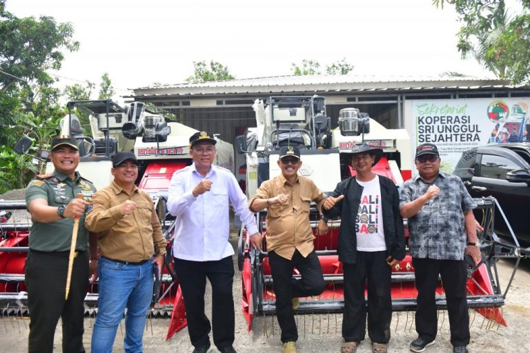 Kementan Gelar Panen Raya, Wabub Indramayu: Petani Siap Gunakan Teknologi Pertanian Dengan Tepat